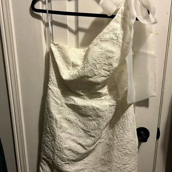 Lulu's White One-Shoulder Dress with Bow - Picture 2 of 3
